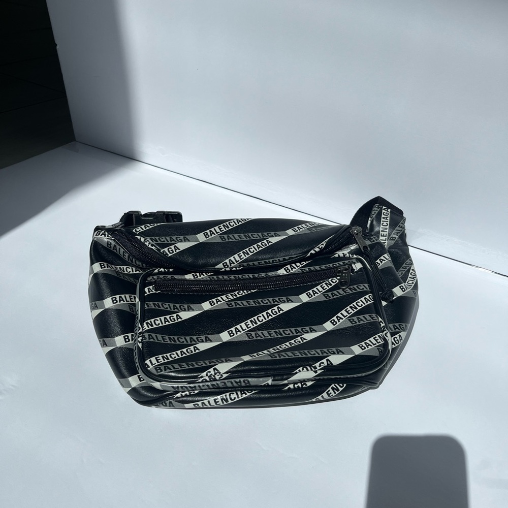 BALENCIAGA LOGO WAIST “FANNY” BAG